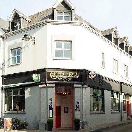 The Clonakilty Hotel Екстериор снимка