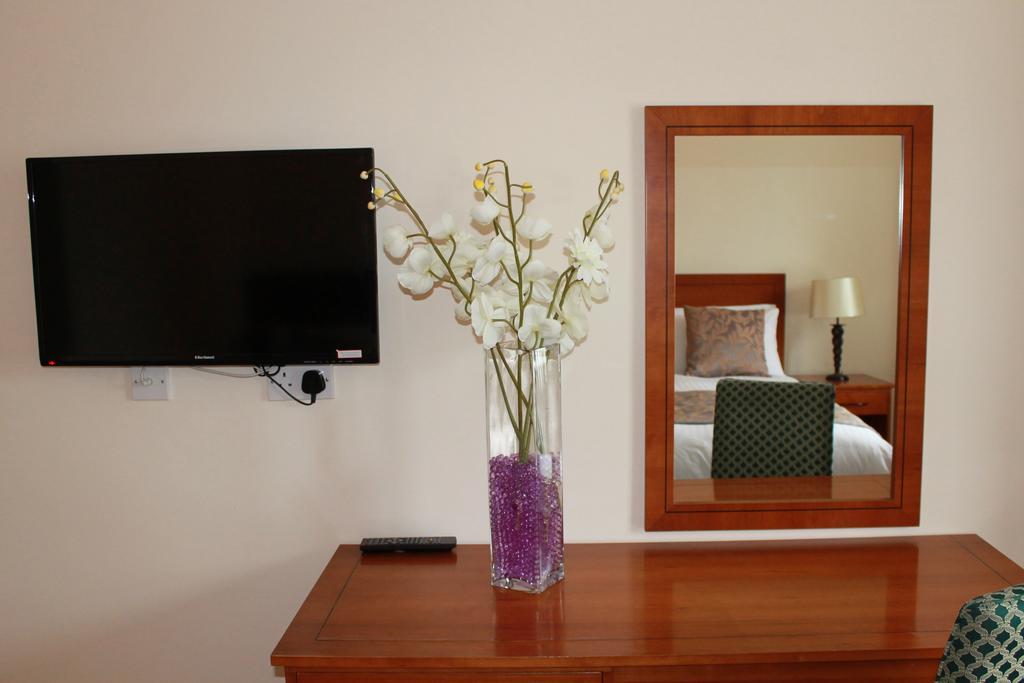 The Clonakilty Hotel Стая снимка