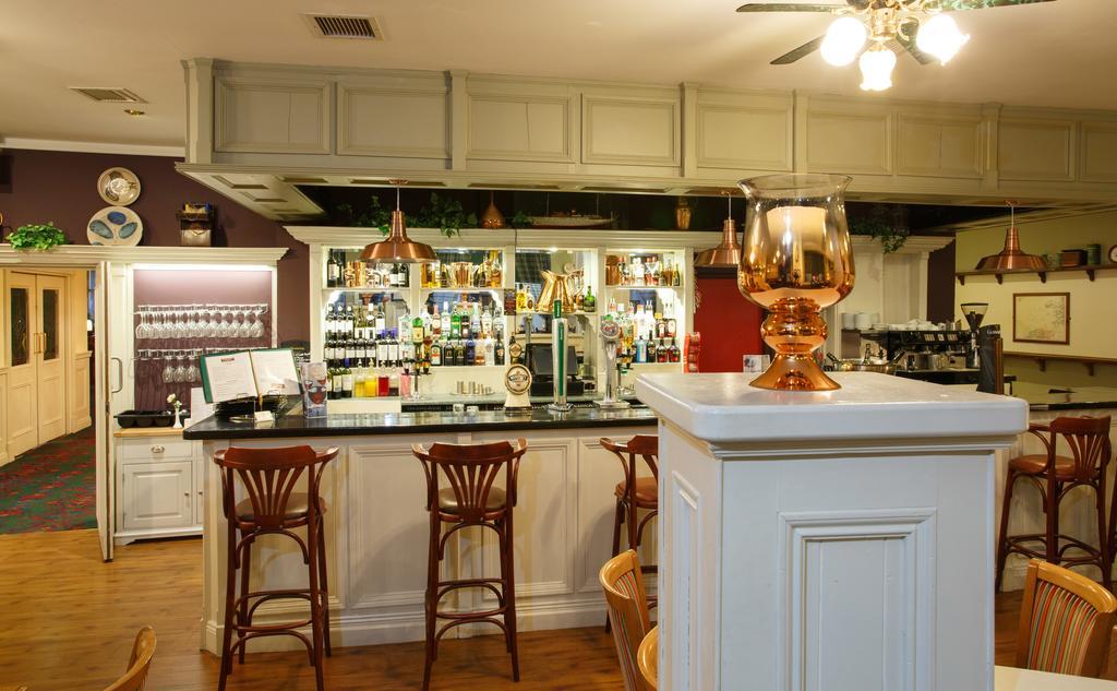 The Clonakilty Hotel Екстериор снимка