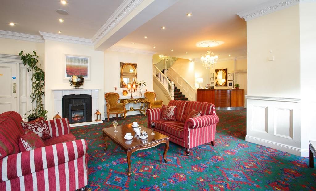 The Clonakilty Hotel Екстериор снимка