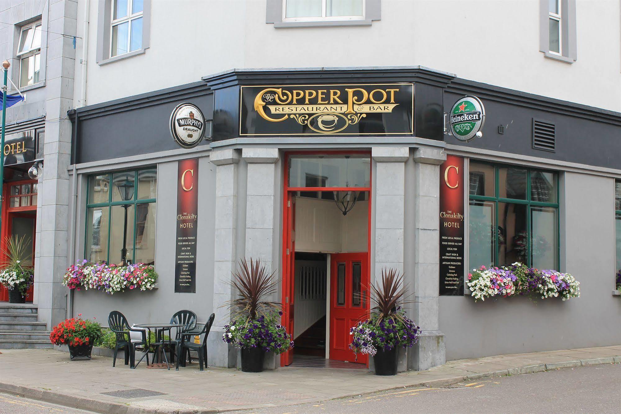 The Clonakilty Hotel Екстериор снимка